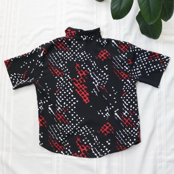 Black, red and white patterned button down blouse - Picture 7 of 8
